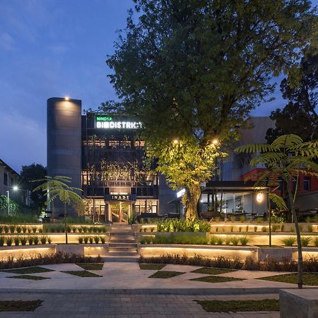 Nindya Biodistrict Hotel バンドゥン エクステリア 写真